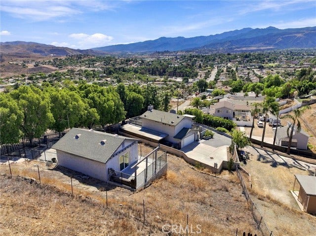 19015 Envoy, Corona, CA 92881