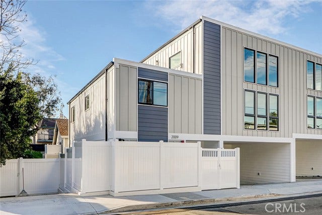 Property photo for 2007 Blossom LN, Redondo Beach, CA