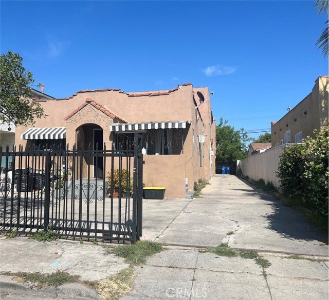 Property photo for 2026 S Ridgeley, Los Angeles, CA