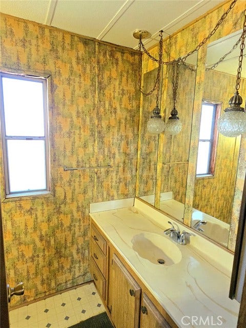 6130 Camino Real, #283, Riverside, CA 92509