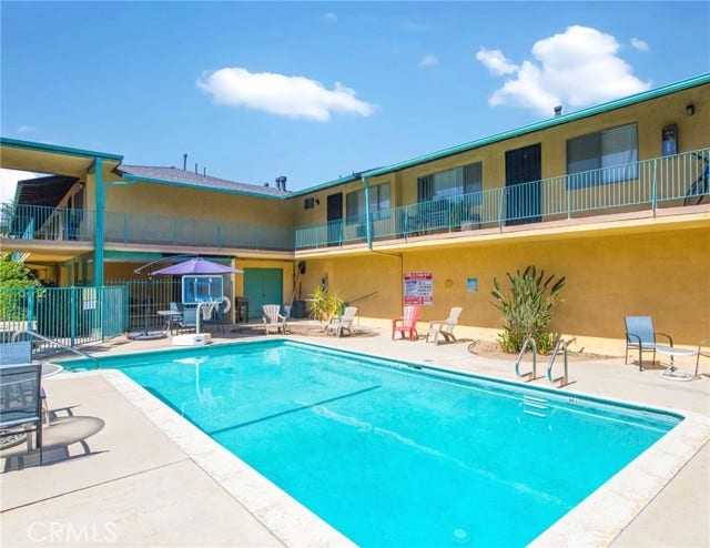 1817 E 2nd ST, Duarte, CA 91010