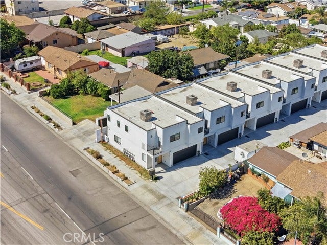13357 W Cellest PKWY, Pacoima, CA 91331