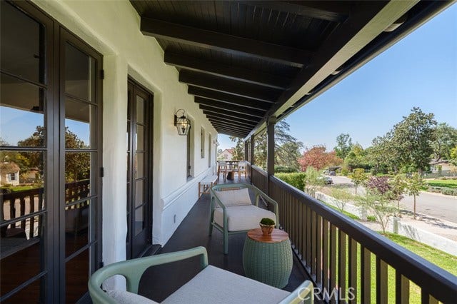 2098 Roosevelt, Altadena, CA 91001