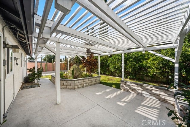 1557 Cambridge AVE, Redlands, CA 92374