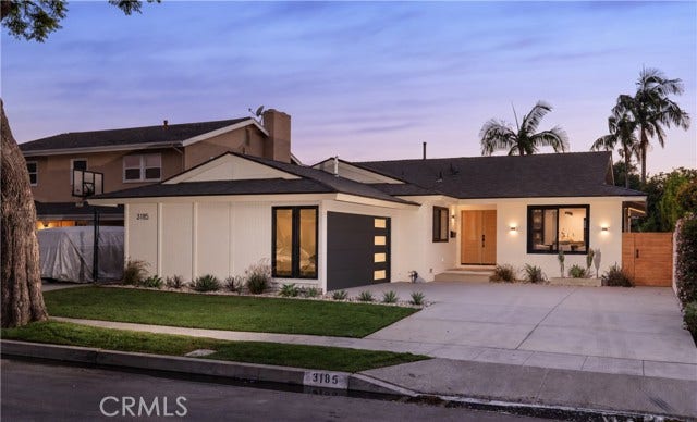 Property photo for 3185 Claremore, Long Beach, CA