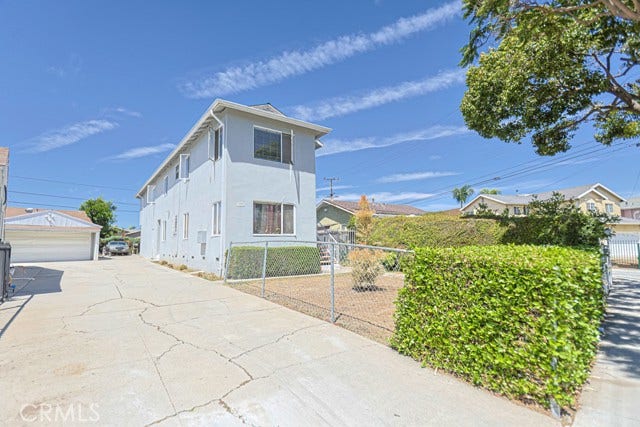 Property photo for 1139 E 67th ST, Inglewood, CA