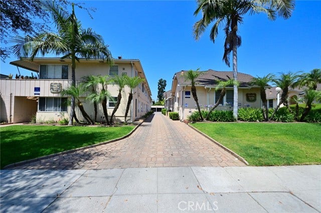 Property photo for 529 541 S EL MOLINO ST, Pasadena, CA