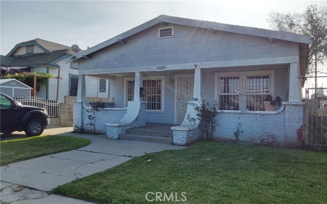 Property photo for 824 W 74th, Los Angeles, CA