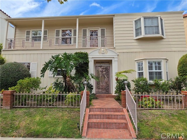 Property photo for 135 1/2 S Canon, Beverly Hills, CA