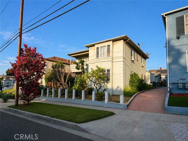 Property photo for 1272 Queen Anne, Los Angeles, CA