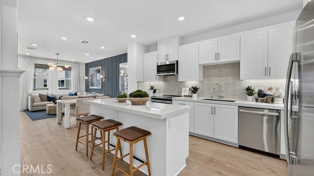 Property photo for 500 Park DR, #114, Carson, CA
