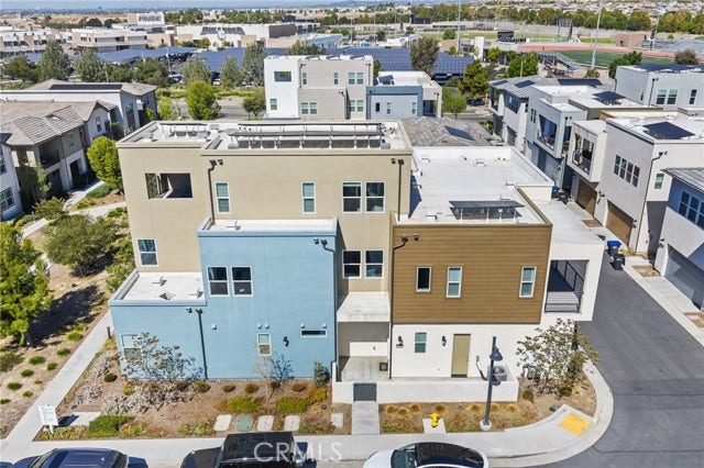 324 Merit, Irvine, CA 92618