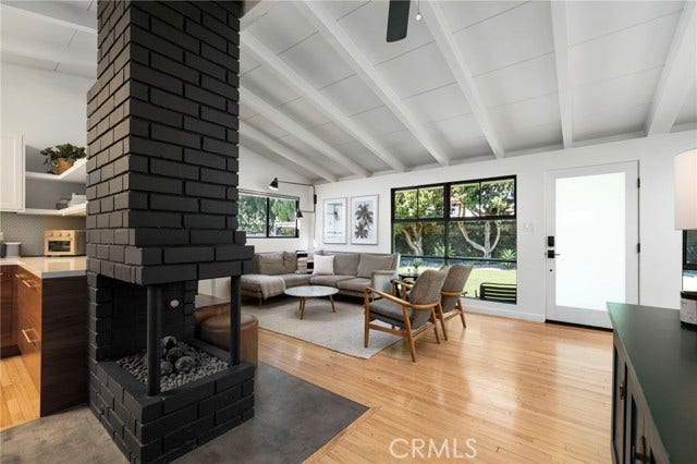 2000 Iroquois, Long Beach, CA 90815