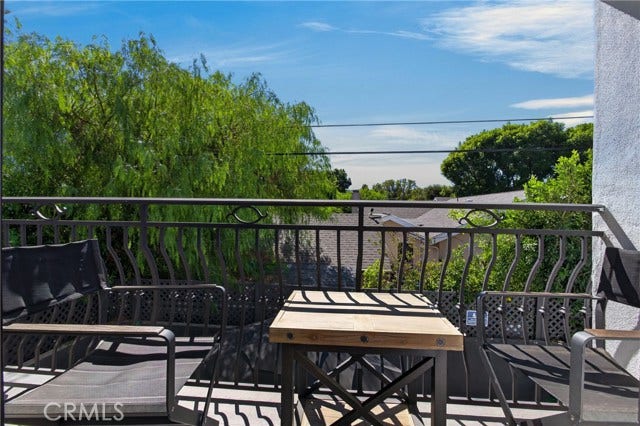13964 Morrison ST, Sherman Oaks, CA 91423