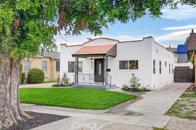 Property photo for 2430 S Cochran AVE, Los Angeles, CA
