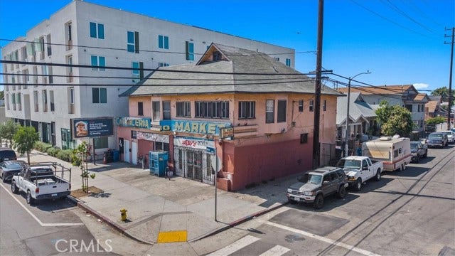 Property photo for 4501 S Main St, Los Angeles, CA