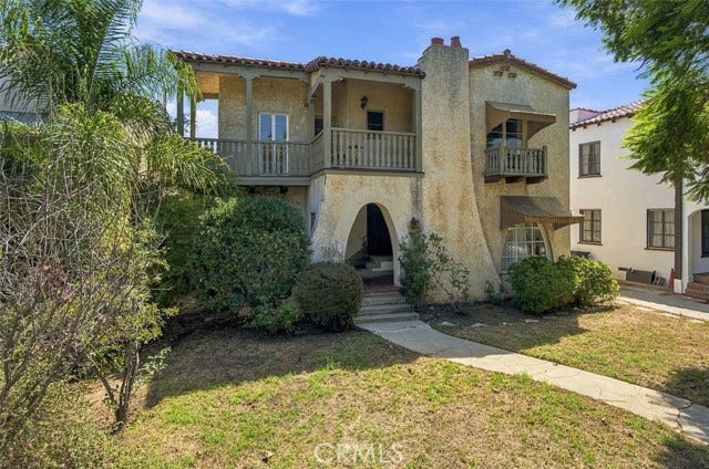 Property photo for 1118 S Sycamore, Los Angeles, CA