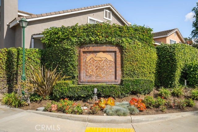 Property photo for 2037 Pine Hurst, Hawthorne, CA