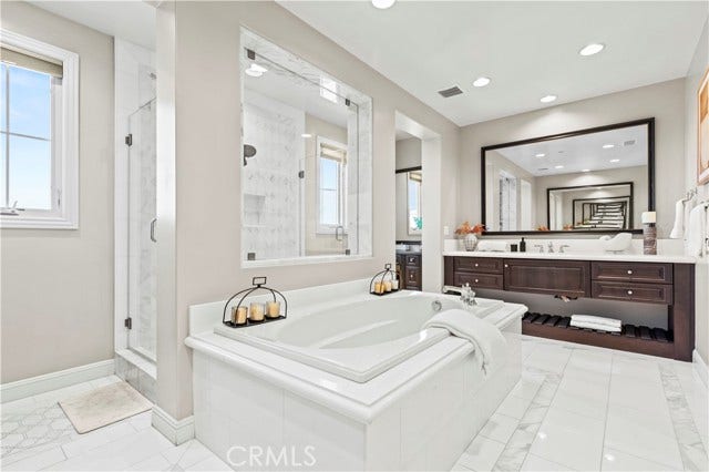 121 PANORAMA, Irvine, CA 92618
