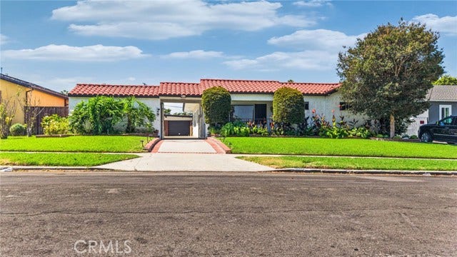 Property photo for 602 W 121st, Los Angeles, CA