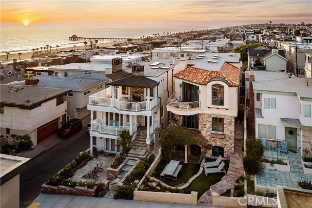 Property photo for 221 3rd, Manhattan Beach, CA