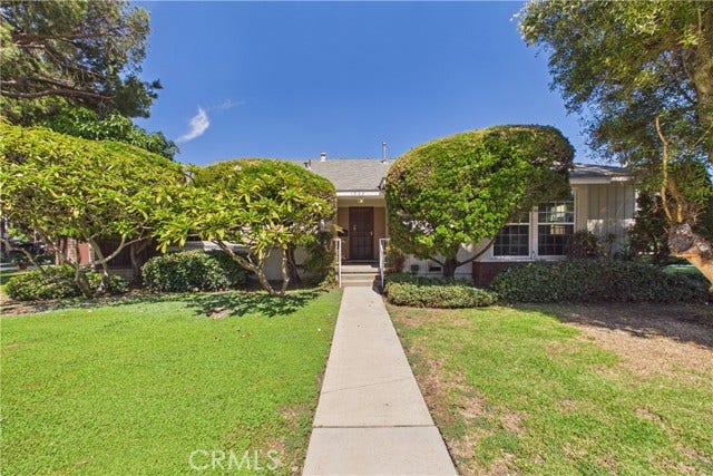 Property photo for 1902 Lees AVE, Long Beach, CA
