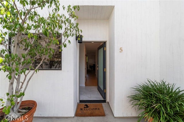 Property photo for 2500 Abbot Kinney BLVD, #5, Venice, CA
