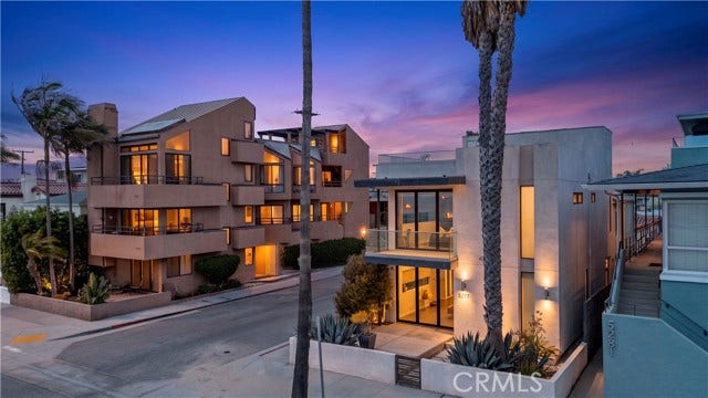 Property photo for 5277 E Ocean, Long Beach, CA