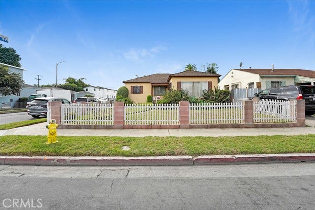 Property photo for 358 E 104th, Los Angeles, CA