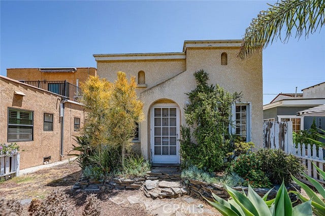 Property photo for 118 Covina AVE, Long Beach, CA