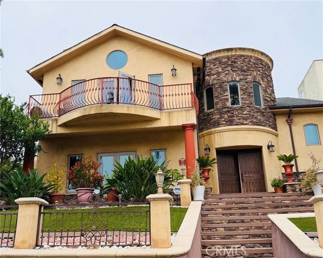 Property photo for 116 Termino, Long Beach, CA