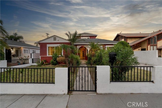 Property photo for 1866 San Francisco, Long Beach, CA