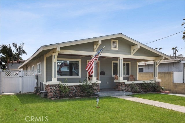 Property photo for 516 W Walnut Avenue, El Segundo, CA