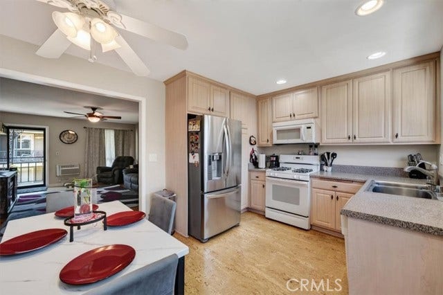 660 S Glassell, #12, Orange, CA 92866