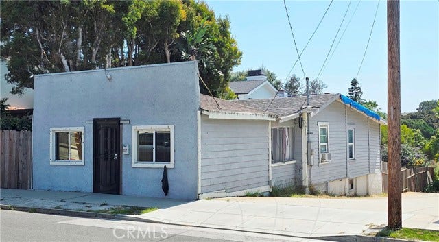 Property photo for 405 Ardmore AVE, Hermosa Beach, CA
