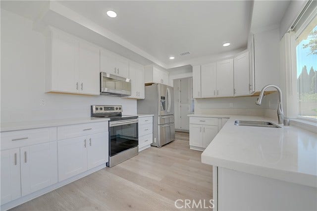 11883 Mayflower CT, Fountain Valley, CA 92708 11883 Mayflower CT, Fountain Valley, CA 92708