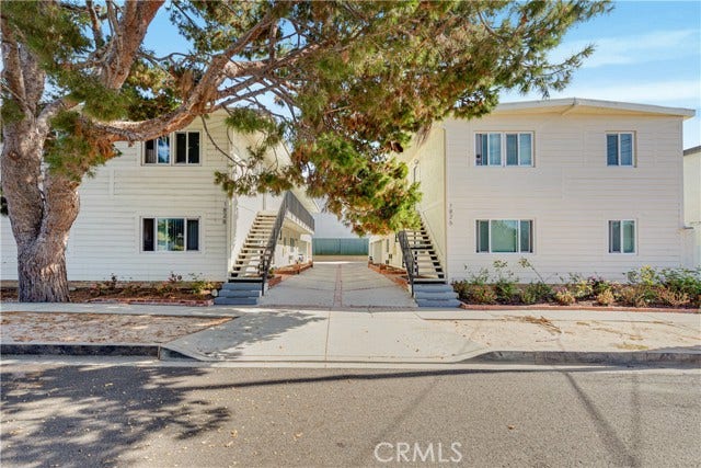 Property photo for 1826 12th ST, Manhattan Beach, CA