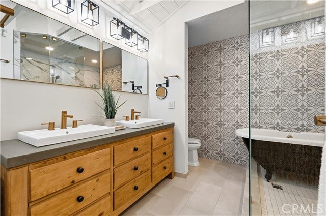 17515 Via Lindo, Tustin, CA 92780 17515 Via Lindo, Tustin, CA 92780