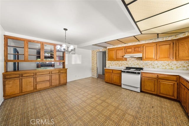 310 S Ash ST, Redlands, CA 92373