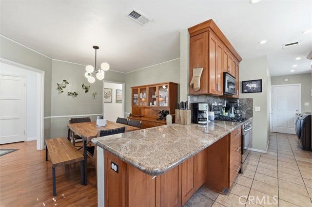 Property photo for 2840 Magnolia, Long Beach, CA