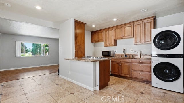 7353 Pontoosuc, Riverside, CA 92504