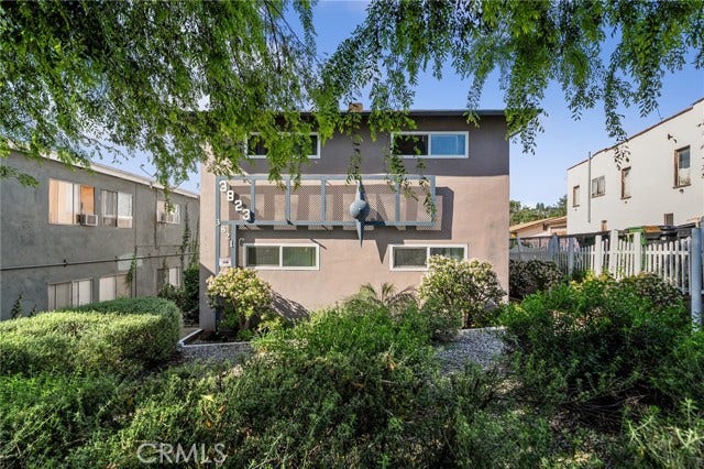 Property photo for 3823 Stockbridge, Los Angeles, CA