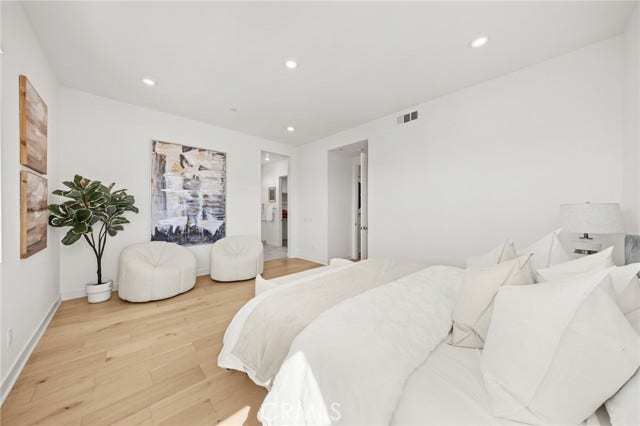 324 Merit, Irvine, CA 92618