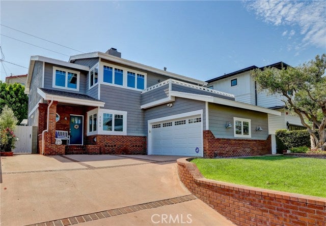 Property photo for 2105 N Meadows Avenue, Manhattan Beach, CA