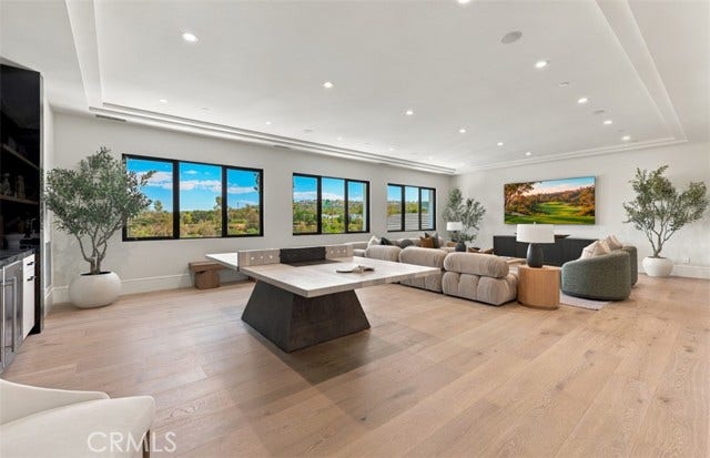 76 Hillcrest LN, Newport Beach, CA 92660