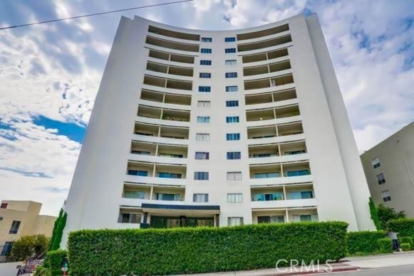 Property photo for 7250 Franklin, Los Angeles, CA