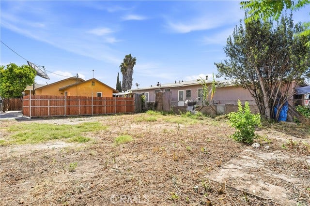 Property photo for 0 Holmes ave, Los Angeles, CA
