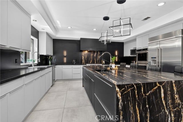 13964 Morrison ST, Sherman Oaks, CA 91423