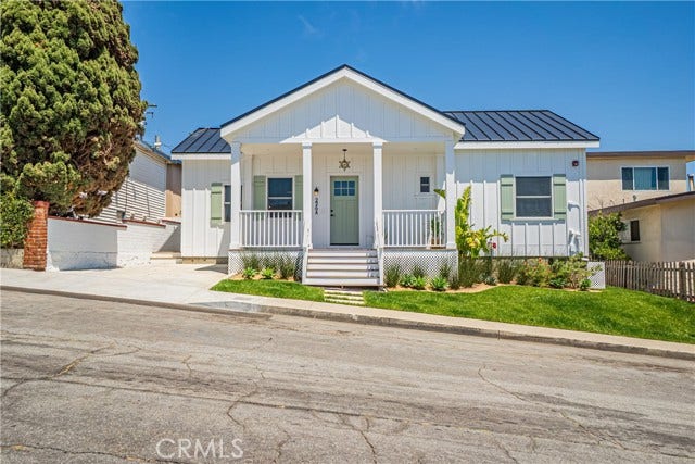 Property photo for 226 A Arena ST, El Segundo, CA