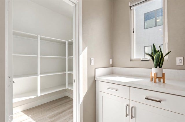 253 Waypoint, Tustin, CA 92782